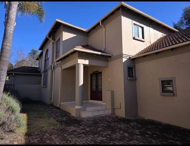 4 BEDROOM PROPERTY TO RENT IN NEWLANDS